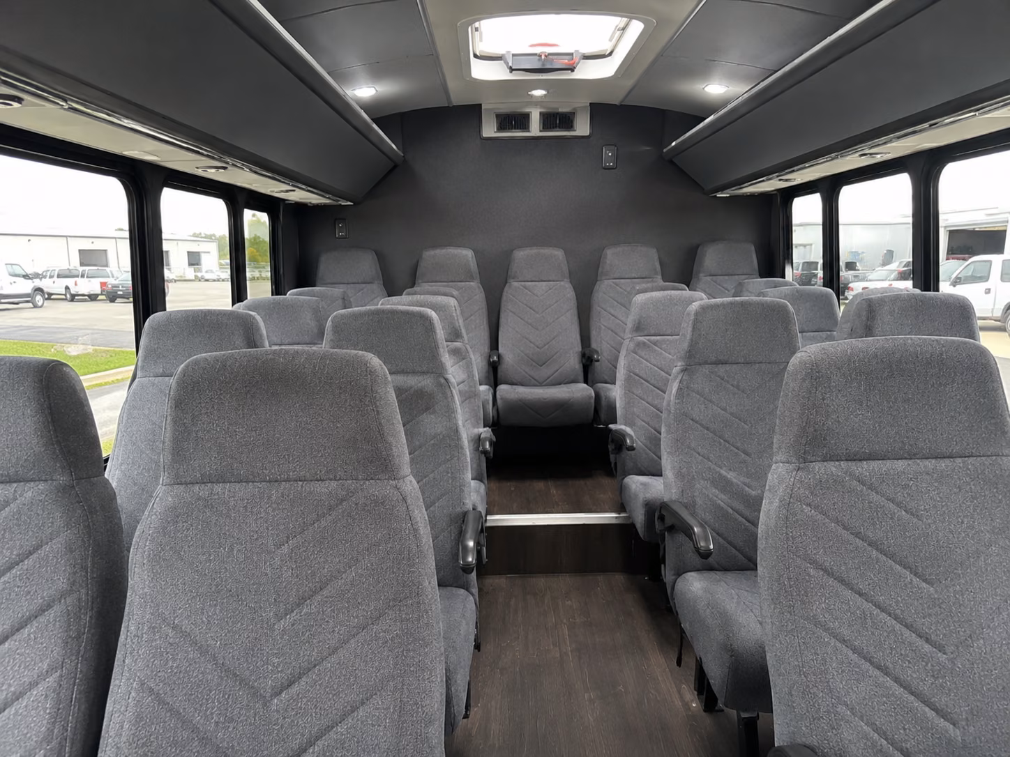 fresno private employee transportation in fresno