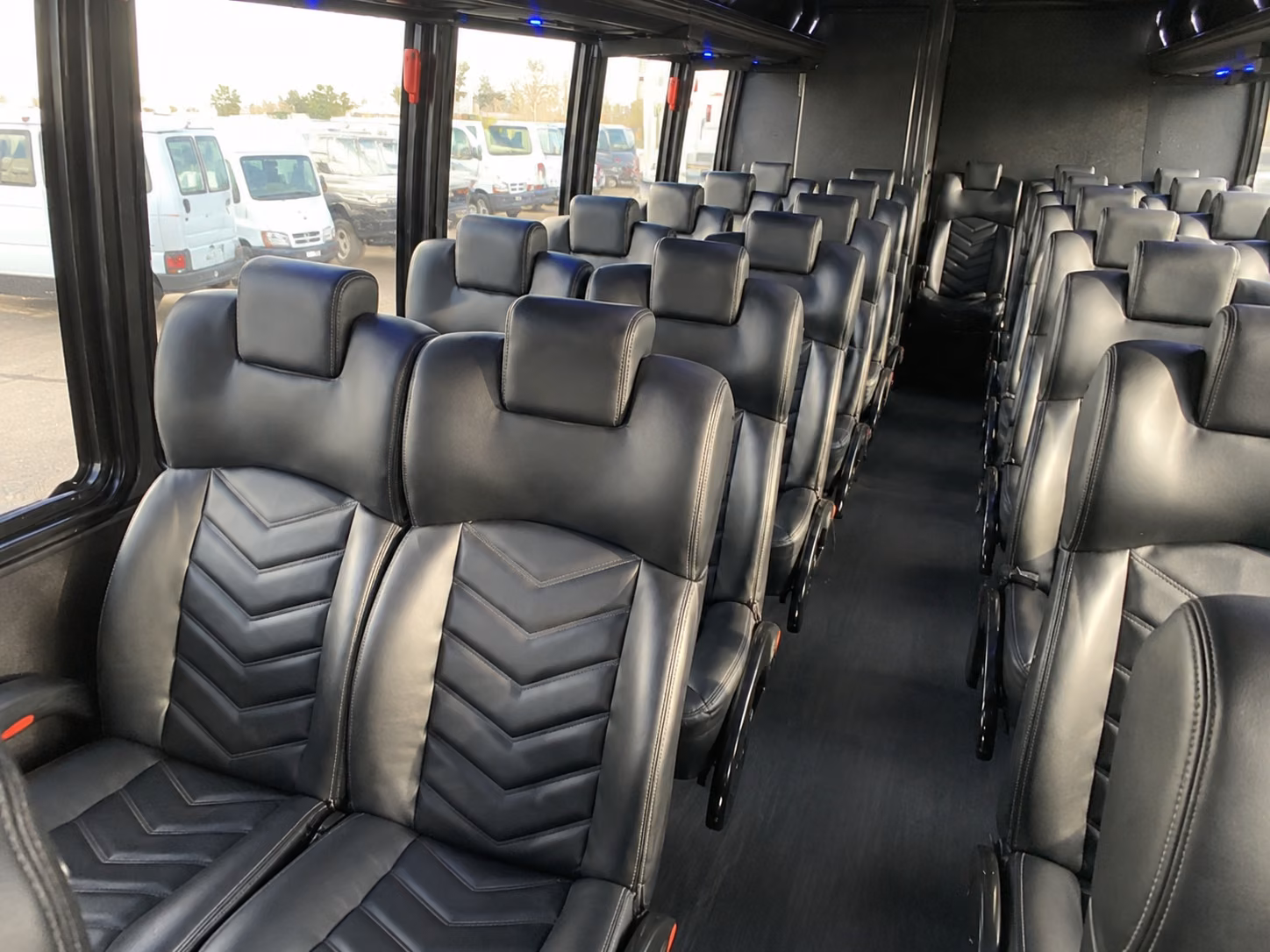 oakland rent a bus for a meeting or corporate event in oakland