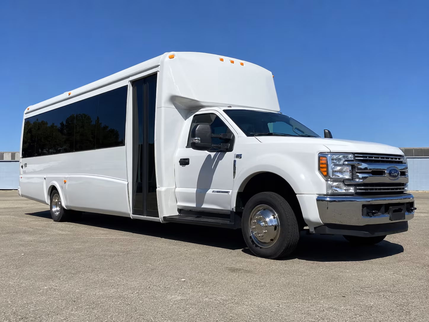 reno make an entrance with reno prom transportation