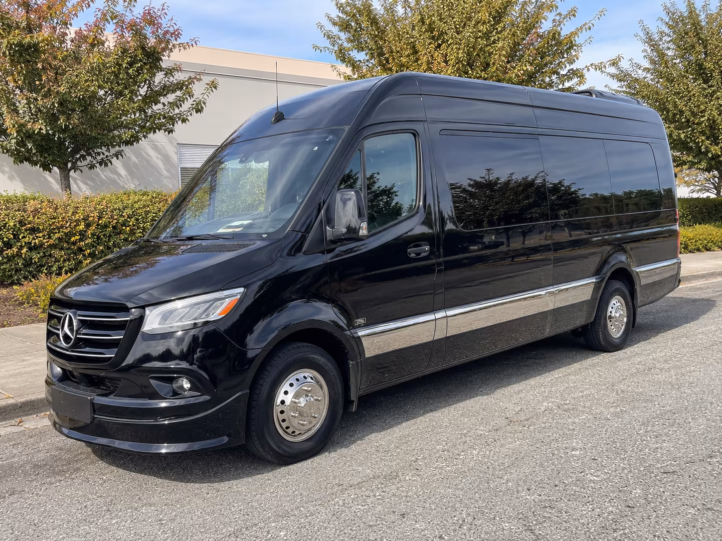 reno private shuttles for wedding pickups and drop offs in reno